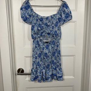 Two peice slim fitting outfit